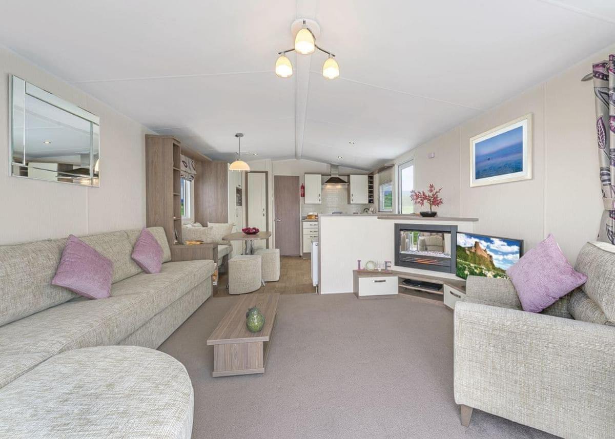 Cardigan Bay Holiday Park Екстер'єр фото